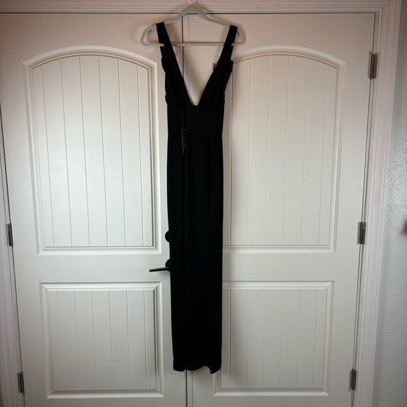 Gianni Bini Jumpsuit elegant cocktail party Romper |  Deep V | Flare leg Black - Picture 3 of 10